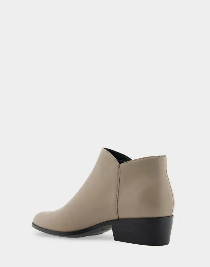 Aerosoles Comfortable Women039s Ankle Boot In Beige Genuine Leather Trench Coat Genuine Leather Women Heeled Boots