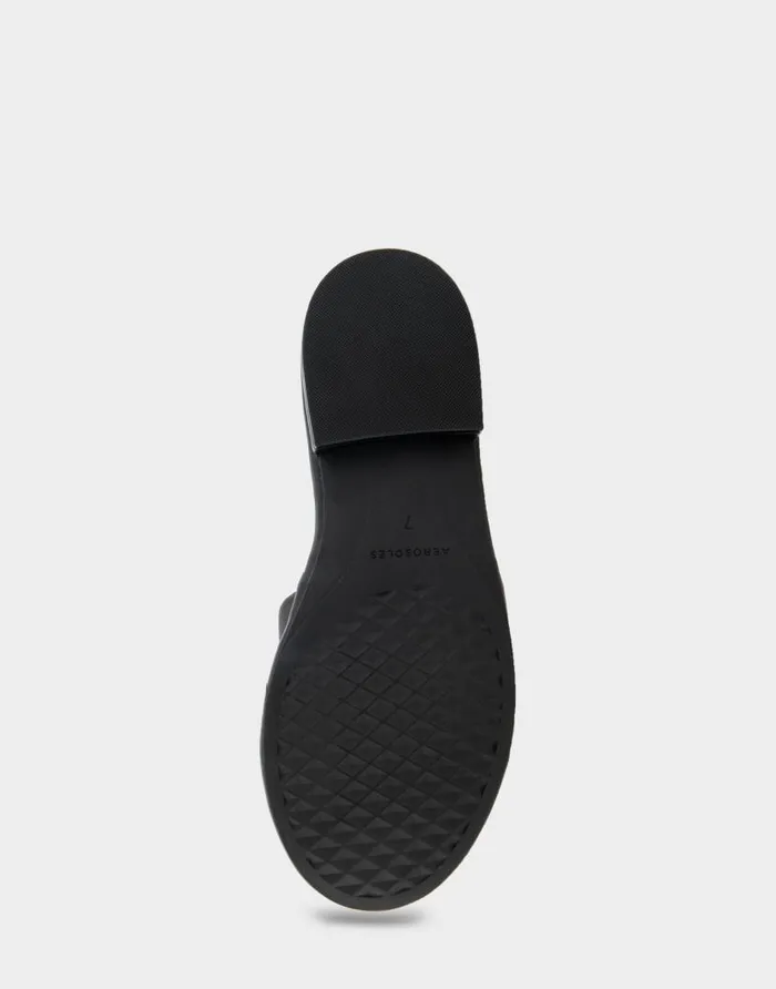 Aerosoles Comfortable Women039s Debossed Chain Link Slide Sandal In Black Leather Black Leather Women Flats