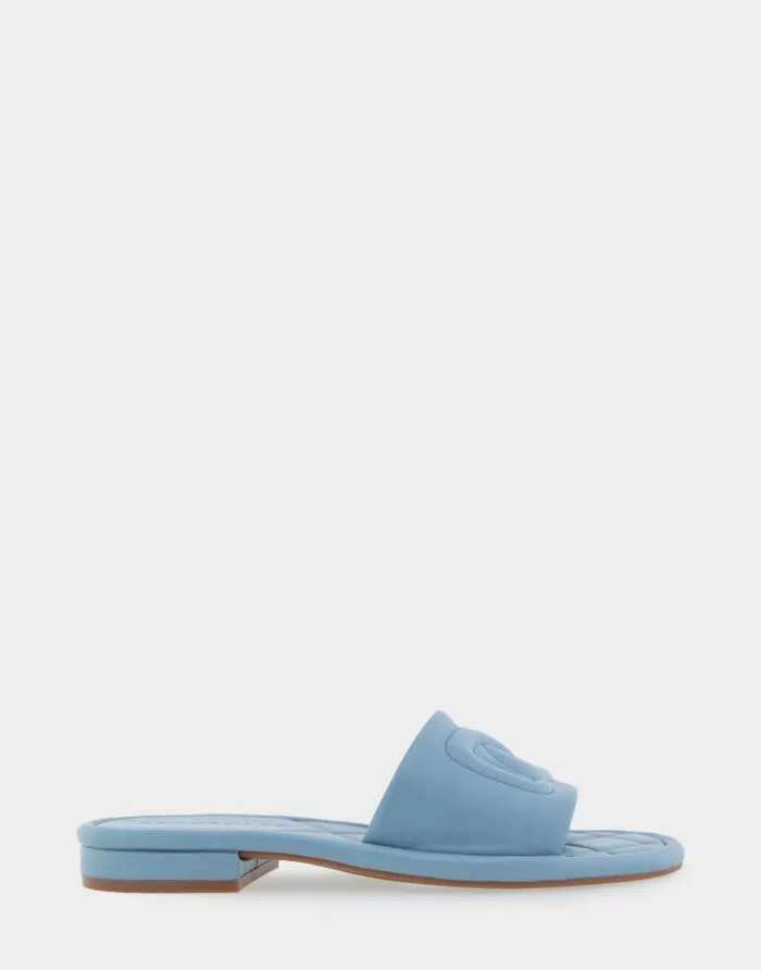 Aerosoles Comfortable Women039s Debossed Chain Link Slide Sandal In Dusty Blue Leather Dusty Blue Leather Women Slides Aerosoles Comfortable Women039s Debossed Chain Link Slide Sandal In Dusty Blue Leather Dusty Blue Leather Women Slides