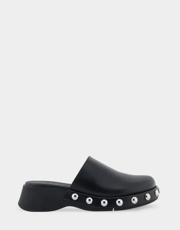 Aerosoles Comfortable Women039s Grommet Detail Clog In Black Leather Black Leather Women Clogs and Mules Aerosoles Comfortable Women039s Grommet Detail Clog In Black Leather Black Leather Women Clogs and Mules