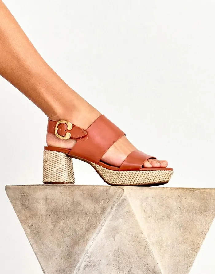 Aerosoles Comfortable Women039s Platform Sandal In Gingerbread Leather Gingerbread Leather Women Platforms
