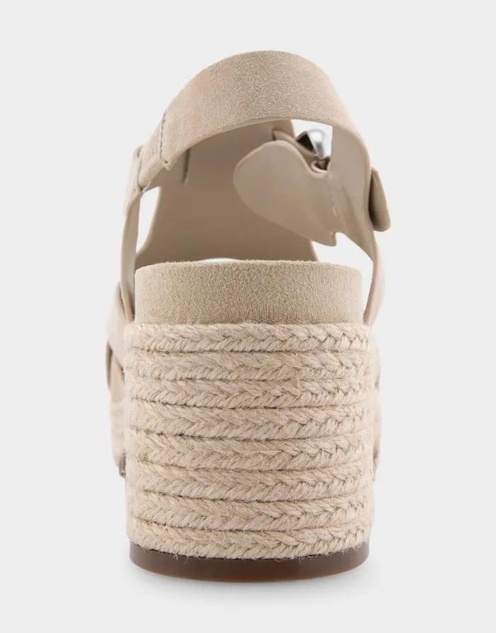 Aerosoles Comfortable Women039s Strappy Molded Footbed Platform Sandal In Pale Khaki Suede Pale Khaki Suede Women Platforms