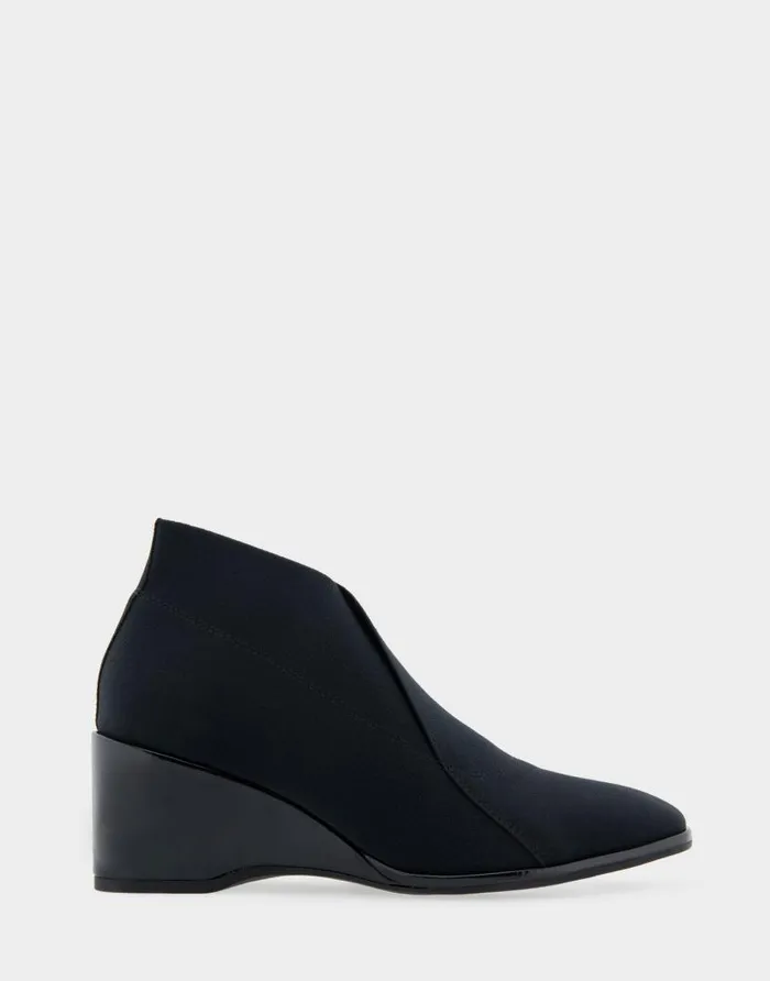 Aerosoles Comfortable Women039s Wedge Heel Ankle Boot In Black Stretch Fabric Black Elastic Stretch Fabric Women Ankle Boots Aerosoles Comfortable Women039s Wedge Heel Ankle Boot In Black Stretch Fabric Black Elastic Stretch Fabric Women Ankle Boots