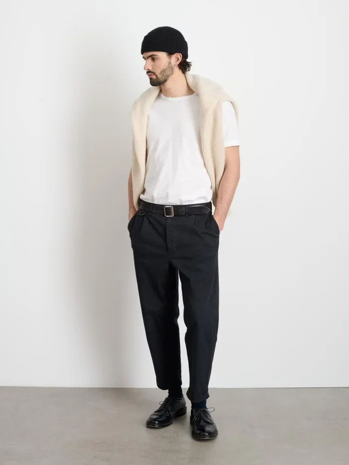 Alex Mill Pants Men Standard Pleated Pant In Chino Black