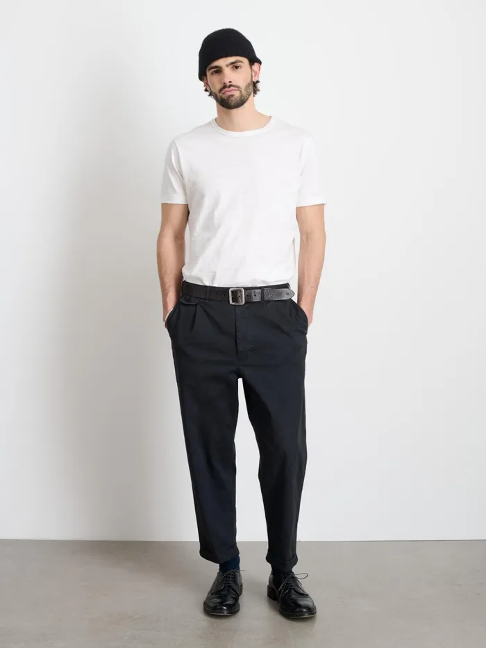 Alex Mill Pants Men Standard Pleated Pant In Chino Black