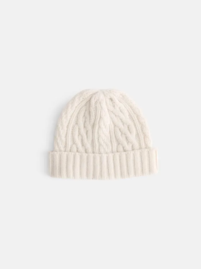 Alex Mill Women Aran Cable Beanie In Wool Arctic