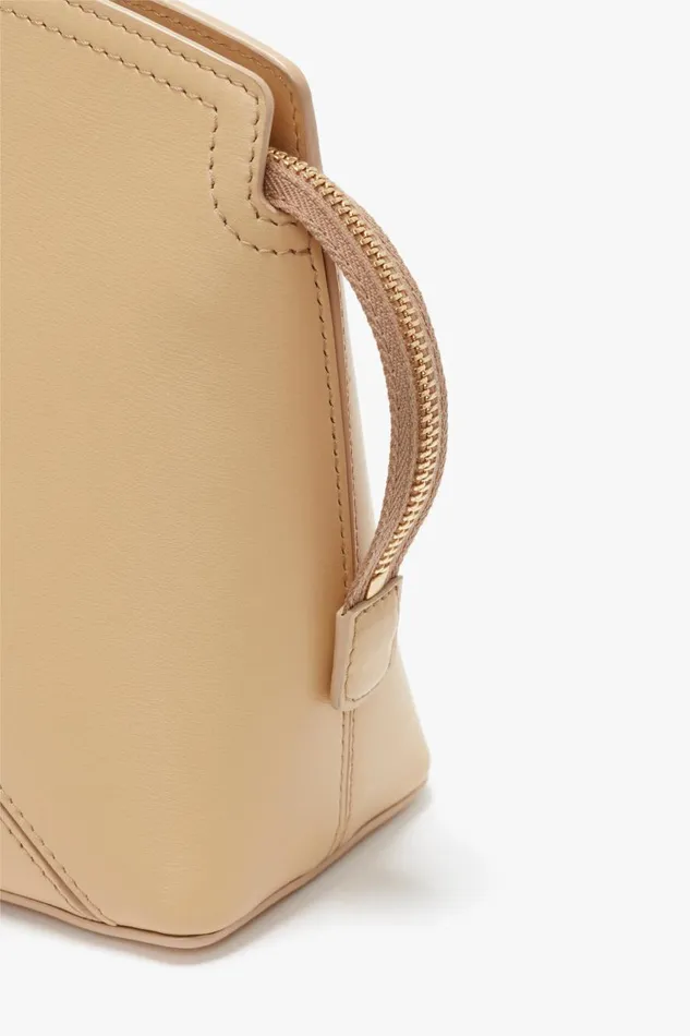 Clutches Women Victoria Beckham Victoria Clutch Bag In Sesame Leather
