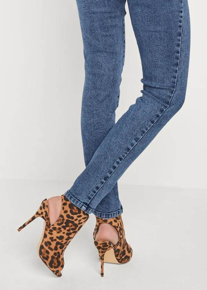 DENIM JUMPSUIT Medium Wash Women VENUS Casual Jumpsuits and Rompers