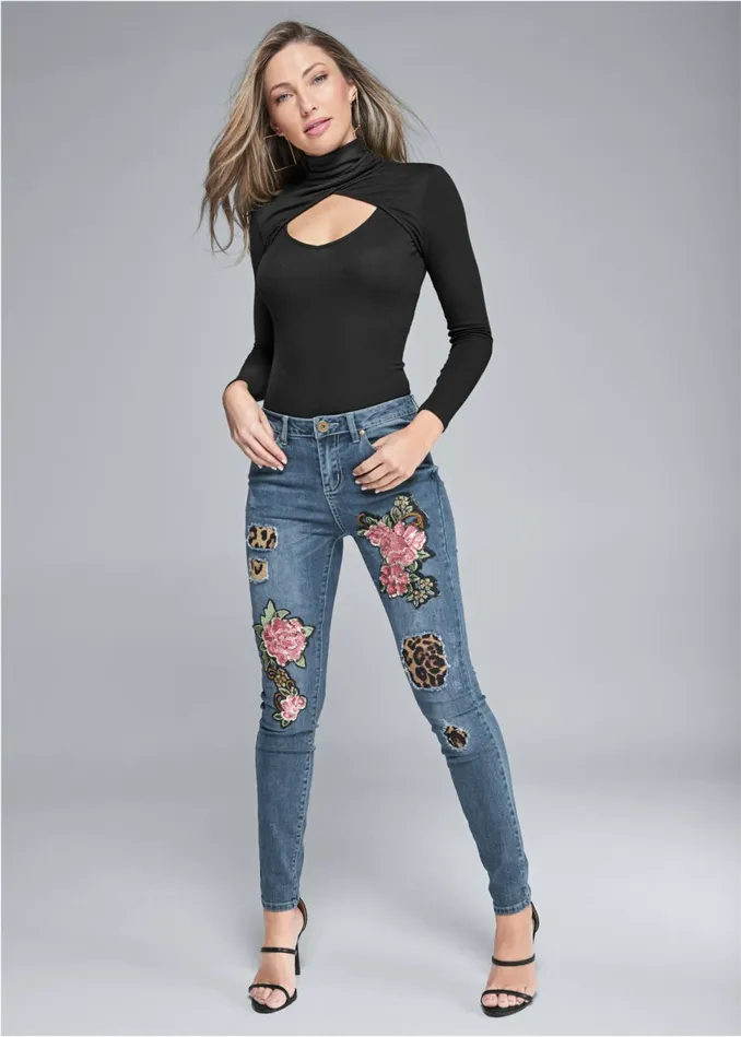 DISTRESSED SEQUIN DETAIL SKINNY JEANS Medium Wash Women VENUS Novelty Jeans