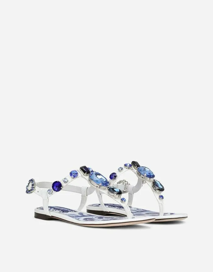 Dolce and Gabbana Flat Women Patent Leather Thong Sandals With Embroidery White Dolce and Gabbana Flat Women Patent Leather Thong Sandals With Embroidery White
