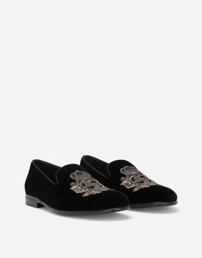 Dolce and Gabbana Loafers And Moccasins Men Velvet Slippers With Coat Of Arms Embroidery Multicolor Dolce and Gabbana Loafers And Moccasins Men Velvet Slippers With Coat Of Arms Embroidery Multicolor