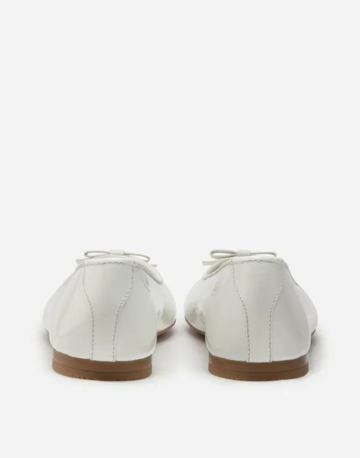 Dolce and Gabbana Shoes 2438 Children Patent Leather Ballet Flats With Charm White Dolce and Gabbana Shoes 2438 Children Patent Leather Ballet Flats With Charm White