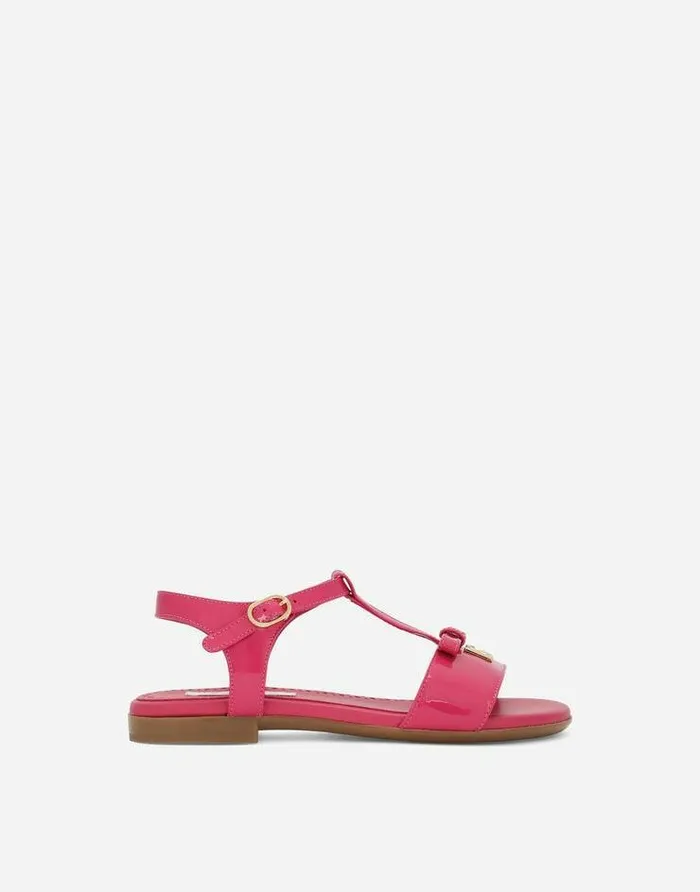 Dolce and Gabbana Shoes 2438 Children Patent Leather Sandals With Metal DG Logo Pink Dolce and Gabbana Shoes 2438 Children Patent Leather Sandals With Metal DG Logo Pink