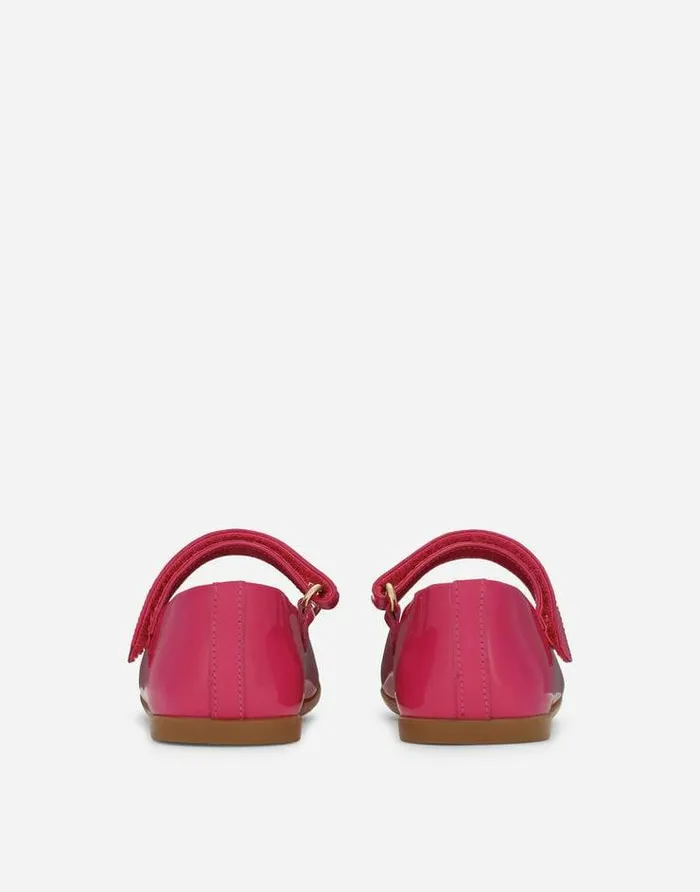 Dolce and Gabbana Shoes For First Steps 1926 Children Patent Leather Ballet Flats With Strap And DG Logo Pink Dolce and Gabbana Shoes For First Steps 1926 Children Patent Leather Ballet Flats With Strap And DG Logo Pink