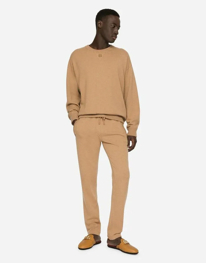 Dolce and Gabbana Sweaters And Cardigans Men Cashmere Roundneck Sweater With DG Logo Beige Dolce and Gabbana Sweaters And Cardigans Men Cashmere Roundneck Sweater With DG Logo Beige