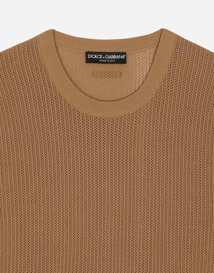 Dolce and Gabbana Sweaters And Cardigans Men Cotton Sweater With Logo Label Beige Dolce and Gabbana Sweaters And Cardigans Men Cotton Sweater With Logo Label Beige
