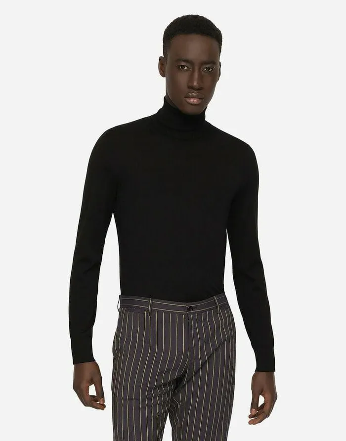 Dolce and Gabbana Sweaters And Cardigans Men Turtleneck Sweater In Virgin Wool Black Dolce and Gabbana Sweaters And Cardigans Men Turtleneck Sweater In Virgin Wool Black