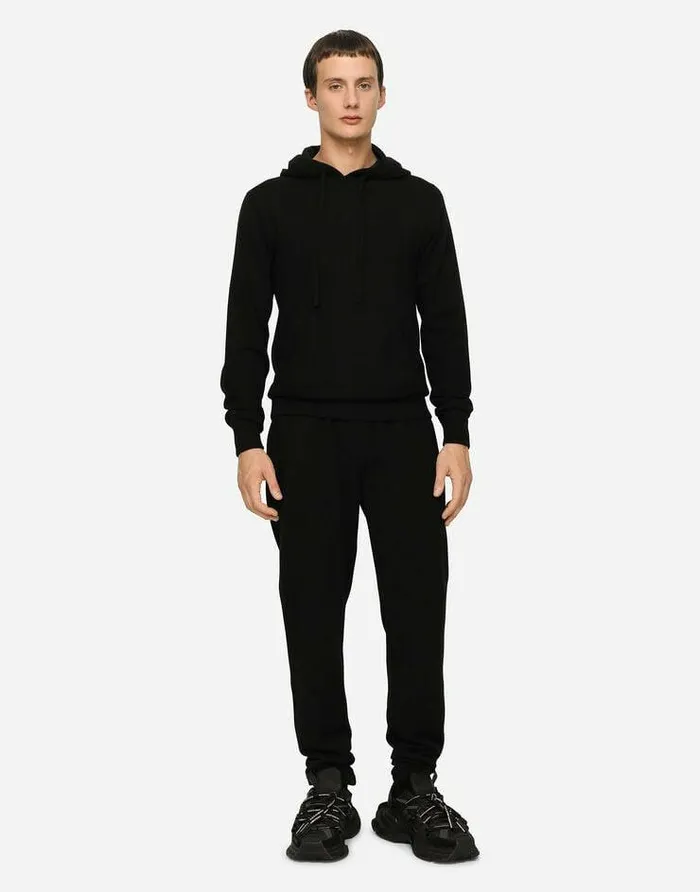 Dolce and Gabbana Trousers And Shorts Men Cashmere Jogging Pants With DG Logo Black Dolce and Gabbana Trousers And Shorts Men Cashmere Jogging Pants With DG Logo Black