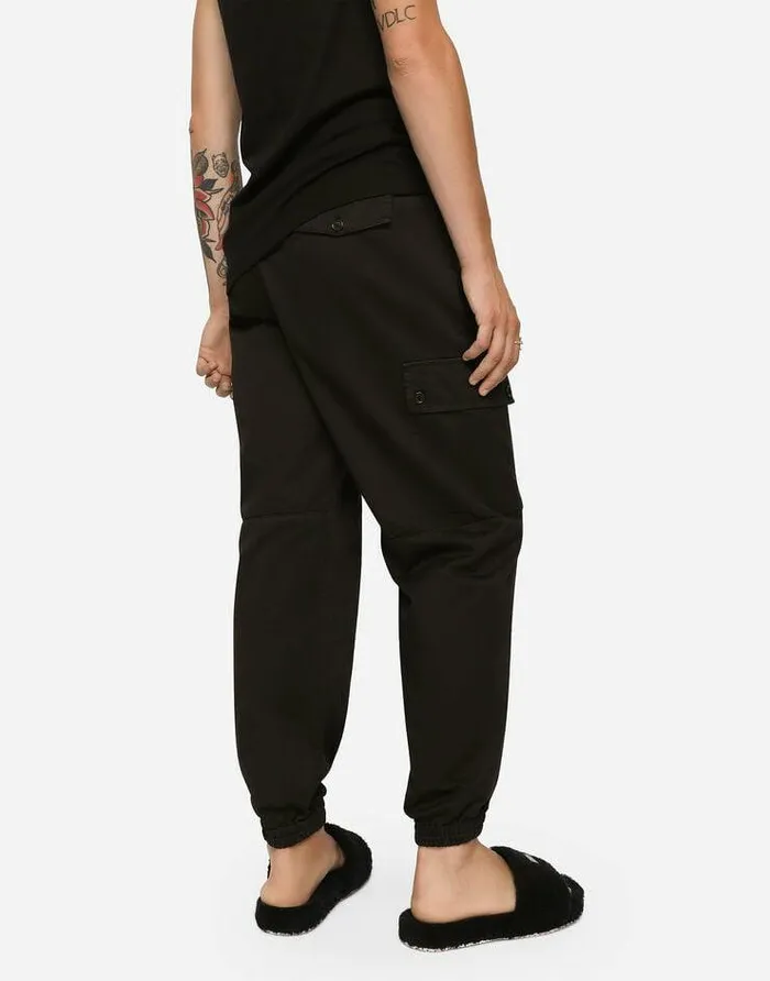 Dolce and Gabbana Trousers And Shorts Men Garmentdyed Cotton Cargo Pants Black Dolce and Gabbana Trousers And Shorts Men Garmentdyed Cotton Cargo Pants Black