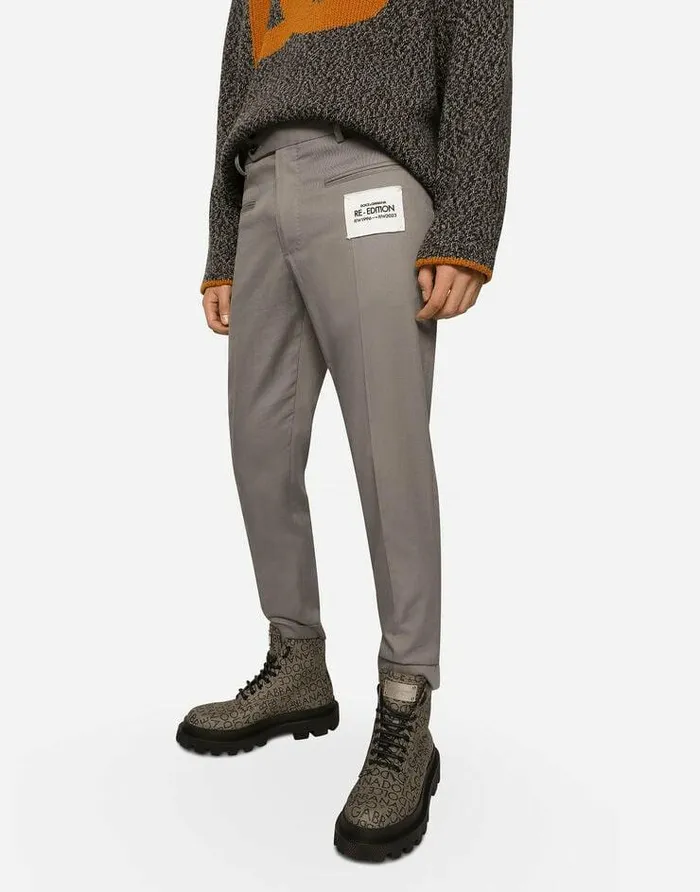 Dolce and Gabbana Trousers And Shorts Men Stretch Drill Pants With ReEdition Label Grey Dolce and Gabbana Trousers And Shorts Men Stretch Drill Pants With ReEdition Label Grey