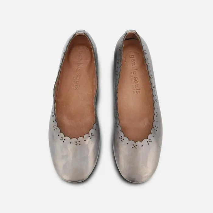 Eugene Scalloped Metallic Travel Ballet Flat Pewter Women Kenneth Cole Flats