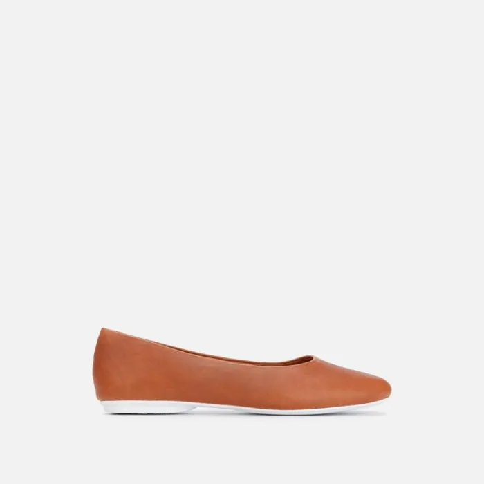 Eugene Travel Ballet Flat Cognac Women Kenneth Cole Flats