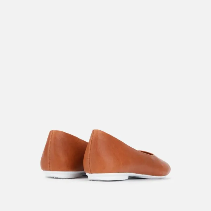 Eugene Travel Ballet Flat Cognac Women Kenneth Cole Flats
