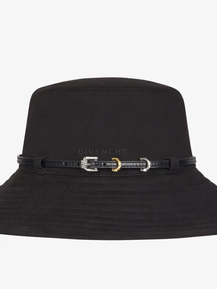 Givenchy Voyou Capeline In Canvas Black Women Beanies and Caps Givenchy Voyou Capeline In Canvas Black Women Beanies and Caps