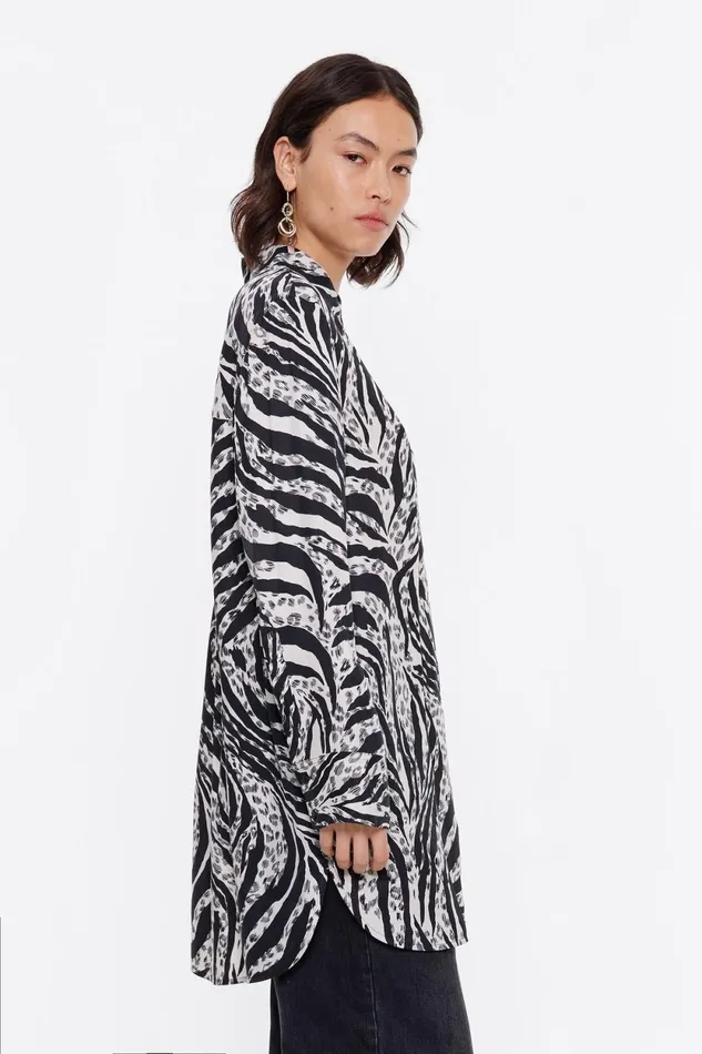 Ivory Zebra Long Straight Shirt Zebra Ivory Women Bimba Y Lola Shirts Ivory Zebra Long Straight Shirt Zebra Ivory Women Bimba Y Lola Shirts