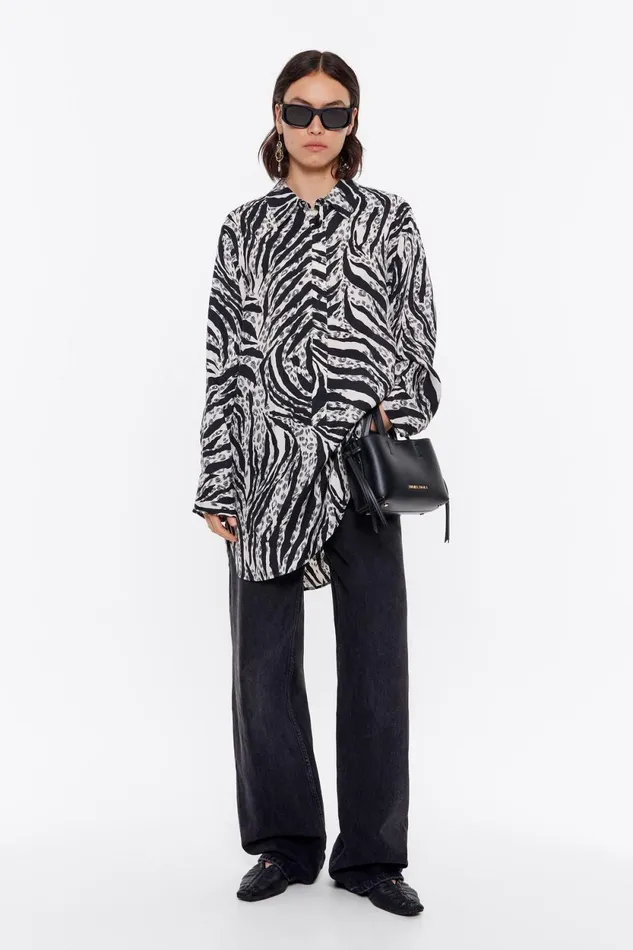 Ivory Zebra Long Straight Shirt Zebra Ivory Women Bimba Y Lola Shirts Ivory Zebra Long Straight Shirt Zebra Ivory Women Bimba Y Lola Shirts
