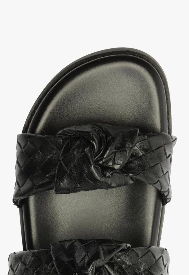 Kareena Knot Sporty Sandal Black Women Schutz Shoes Flats