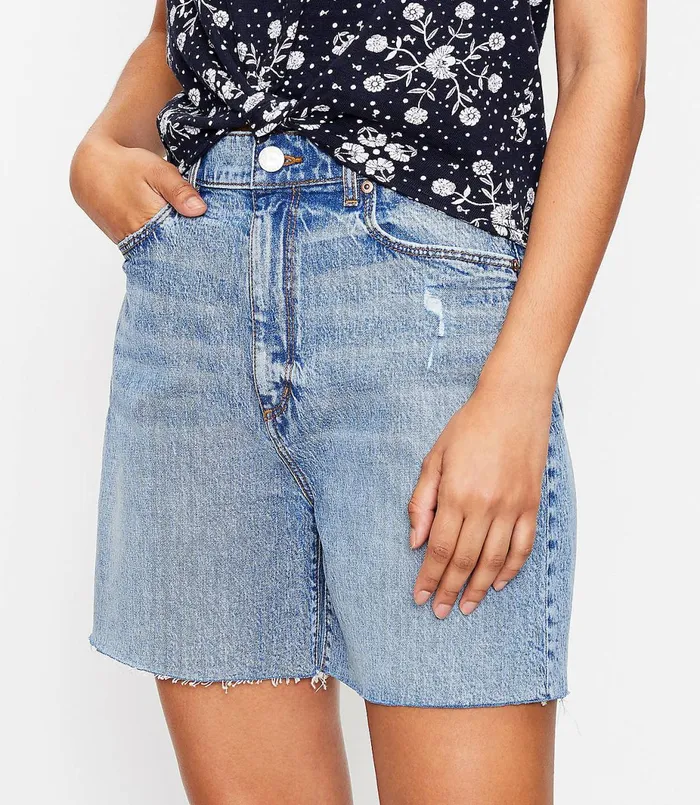 LOFT Petite Fresh Cut High Rise Boyfriend Shorts In Light Wash Bleach Out Wash Women Petite Shorts LOFT Petite Fresh Cut High Rise Boyfriend Shorts In Light Wash Bleach Out Wash Women Petite Shorts