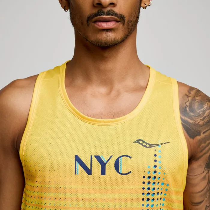 Men Nyc Stopwatch Graphic Singlet New York 2024 Saucony Tops
