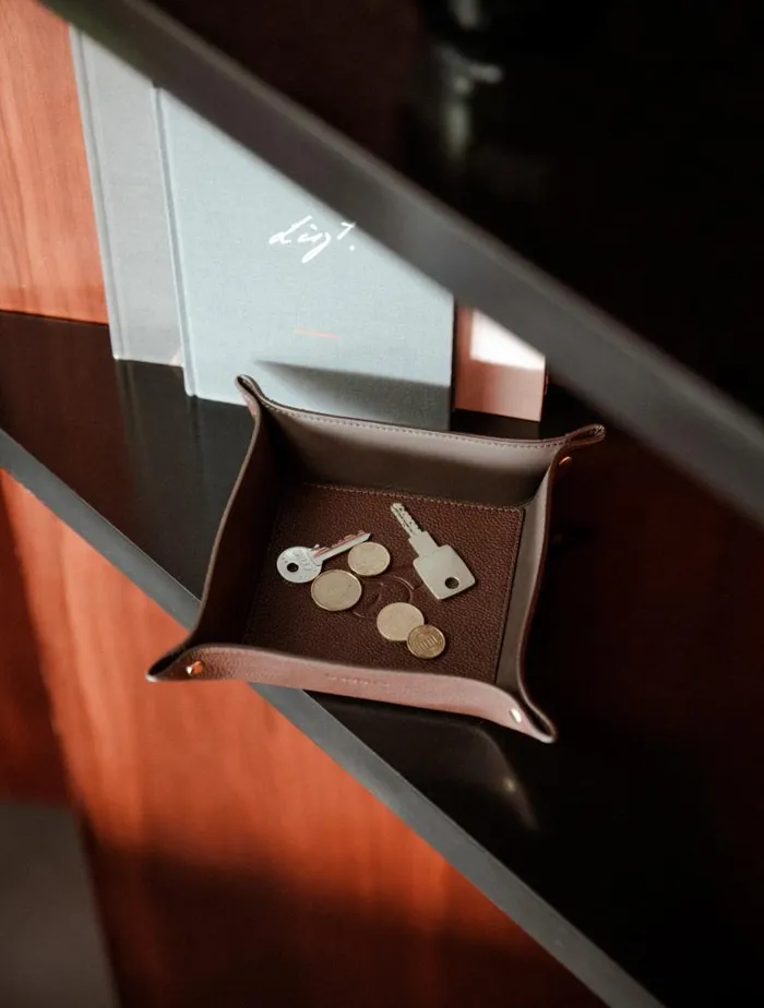 Men Small Leather Goods Bobbies Vegas Chocolate