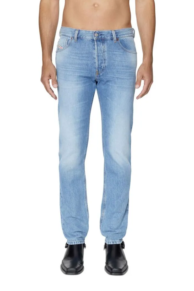 Men Straight Jeans 1995 DSark 09c15 Light Blue Diesel Straight Men Straight Jeans 1995 DSark 09c15 Light Blue Diesel Straight