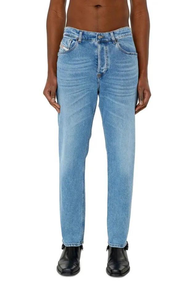 Men Tapered Jeans 2005 DFining 9b92l Light Blue Diesel Tapered Men Tapered Jeans 2005 DFining 9b92l Light Blue Diesel Tapered
