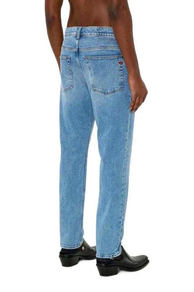 Men Tapered Jeans 2005 DFining 9b92l Light Blue Diesel Tapered Men Tapered Jeans 2005 DFining 9b92l Light Blue Diesel Tapered