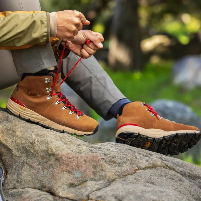 Mountain 600 Leaf GTX Grizzly BrownRhodo Red Women Danner Boots