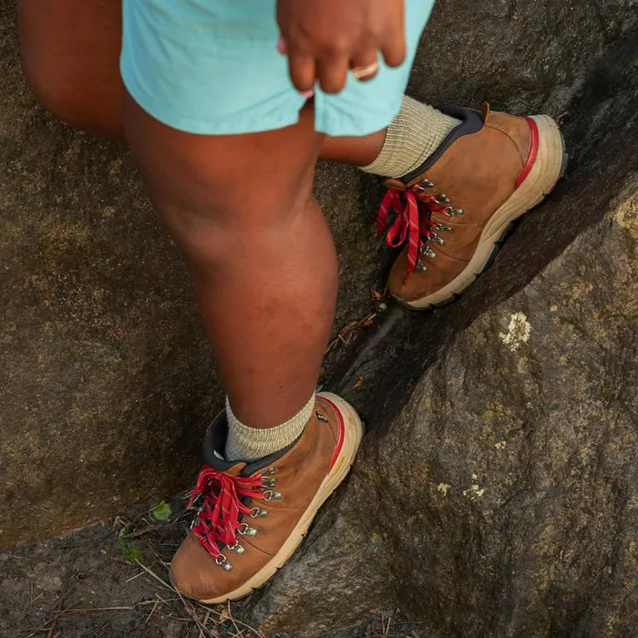 Mountain 600 Leaf GTX Grizzly BrownRhodo Red Women Danner Boots