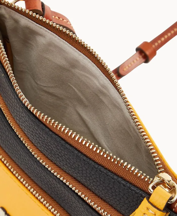 NFL Steelers Triple Zip Crossbody Steelers Woman Dooney and Bourke Crossbodies NFL Steelers Triple Zip Crossbody Steelers Woman Dooney and Bourke Crossbodies