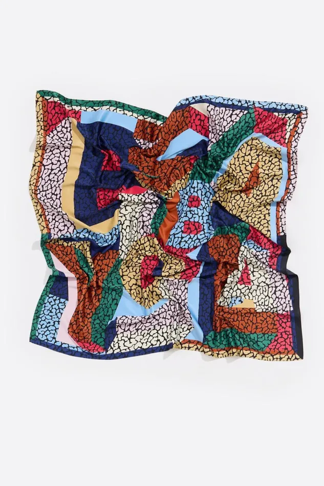 Orange Geometric Animalprint Logo Scarf Orange Women Bimba Y Lola Scarves Orange Geometric Animalprint Logo Scarf Orange Women Bimba Y Lola Scarves