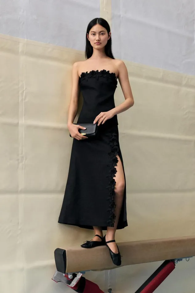 Oroton Rosebud Lace Skirt Black Women Skirts Oroton Rosebud Lace Skirt Black Women Skirts