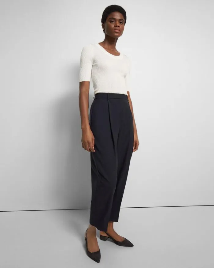 Pants Women Theory Pleated Carrot Pant In Good Wool New Navy