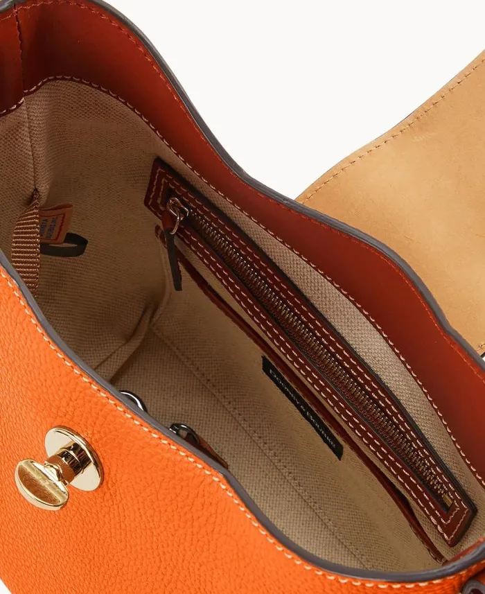 Pebble Turnlock Sac 22 Clementine Woman Dooney and Bourke Shoulder Bags Pebble Turnlock Sac 22 Clementine Woman Dooney and Bourke Shoulder Bags