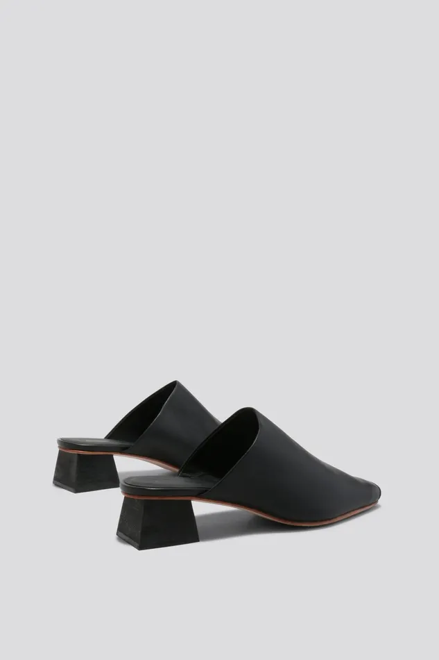 Rachel Comey Flats Loafers Women Cove Mule Black