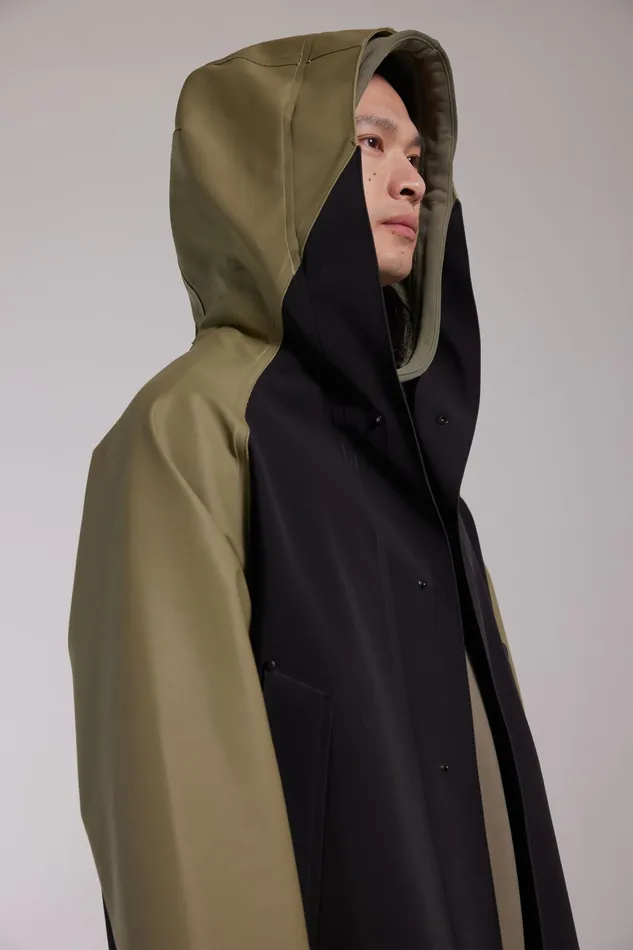 Raincoats Men Stutterheim Bergamo Hooded Jacket Aloe