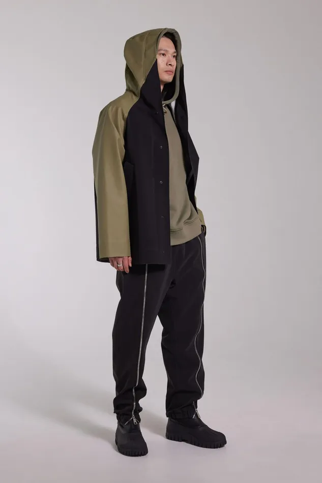 Raincoats Men Stutterheim Bergamo Hooded Jacket Aloe