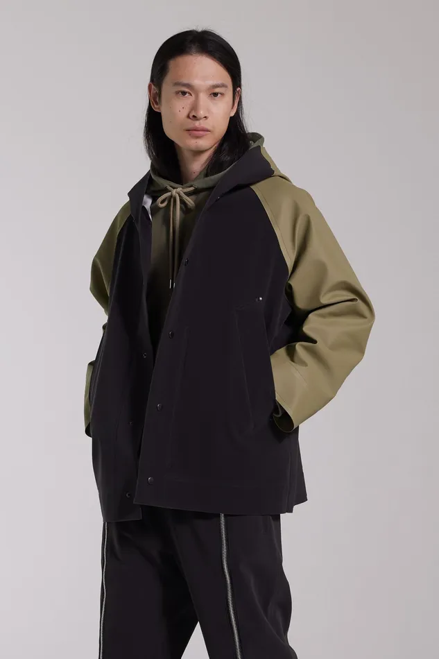Raincoats Men Stutterheim Bergamo Hooded Jacket Aloe