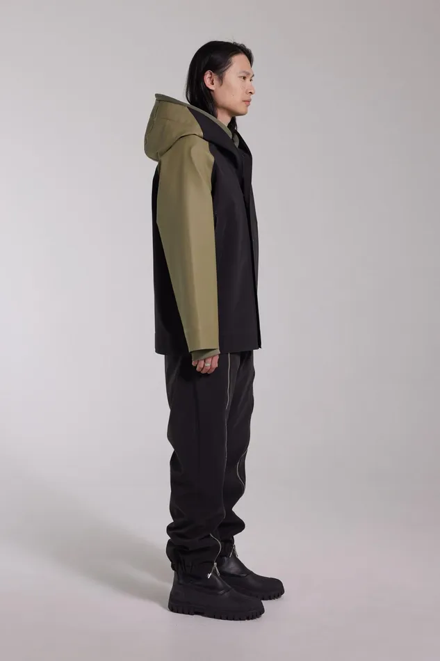 Raincoats Men Stutterheim Bergamo Hooded Jacket Aloe