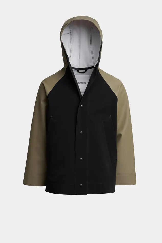Raincoats Men Stutterheim Bergamo Hooded Jacket Aloe